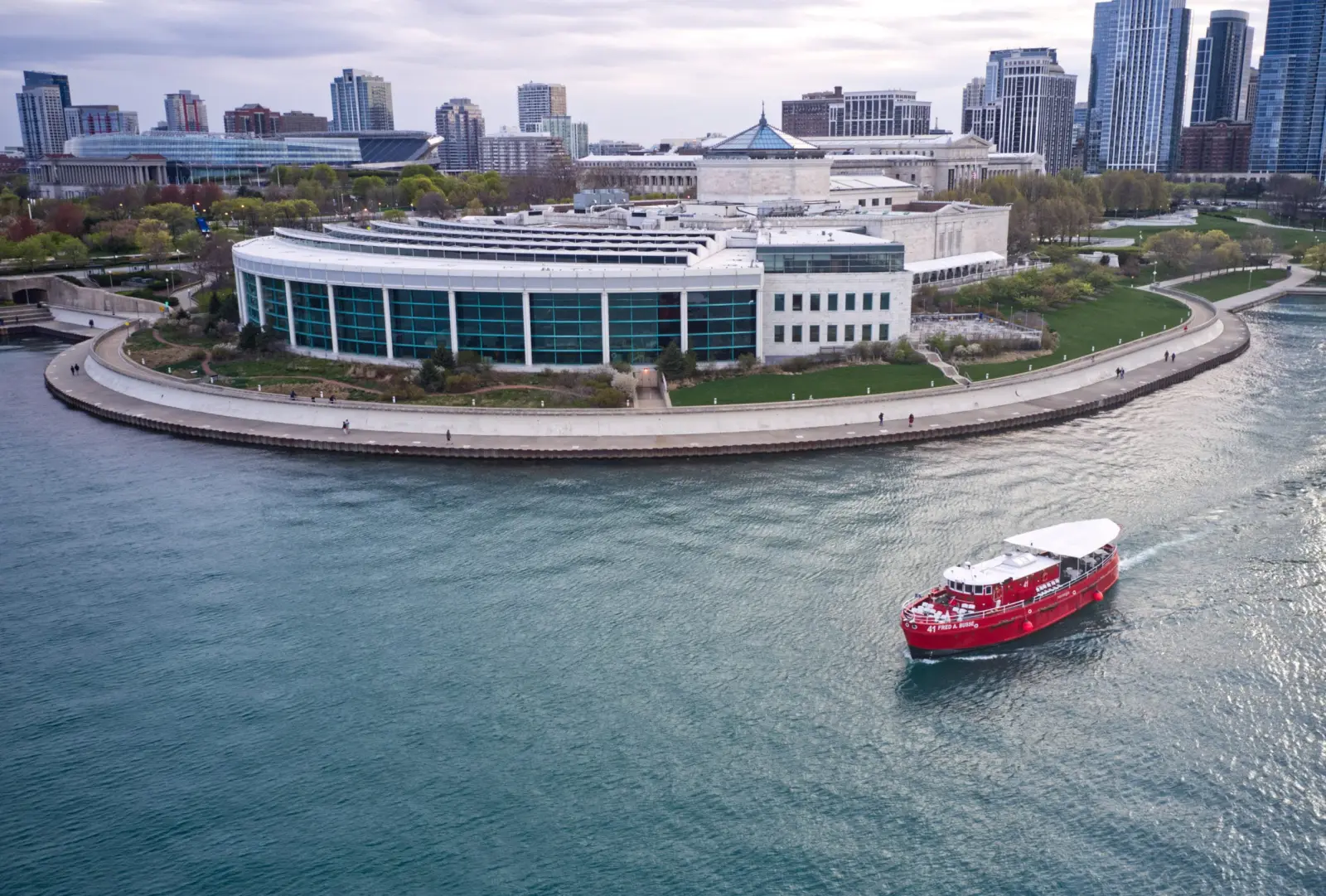 Scene from the 2025 Chicago Pizza Cruise